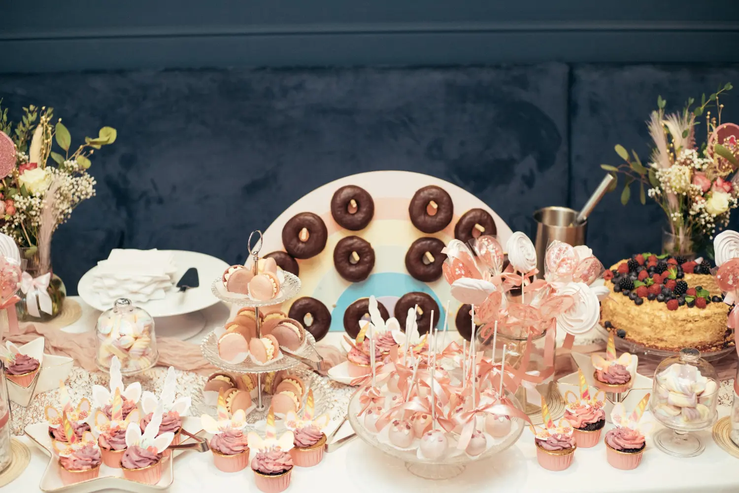 Entertainment, Bambini Celebration, Kinderfeiern, Entertainment, Catering, Partygeschenke, Motto-Party, Schminken & Glitzer